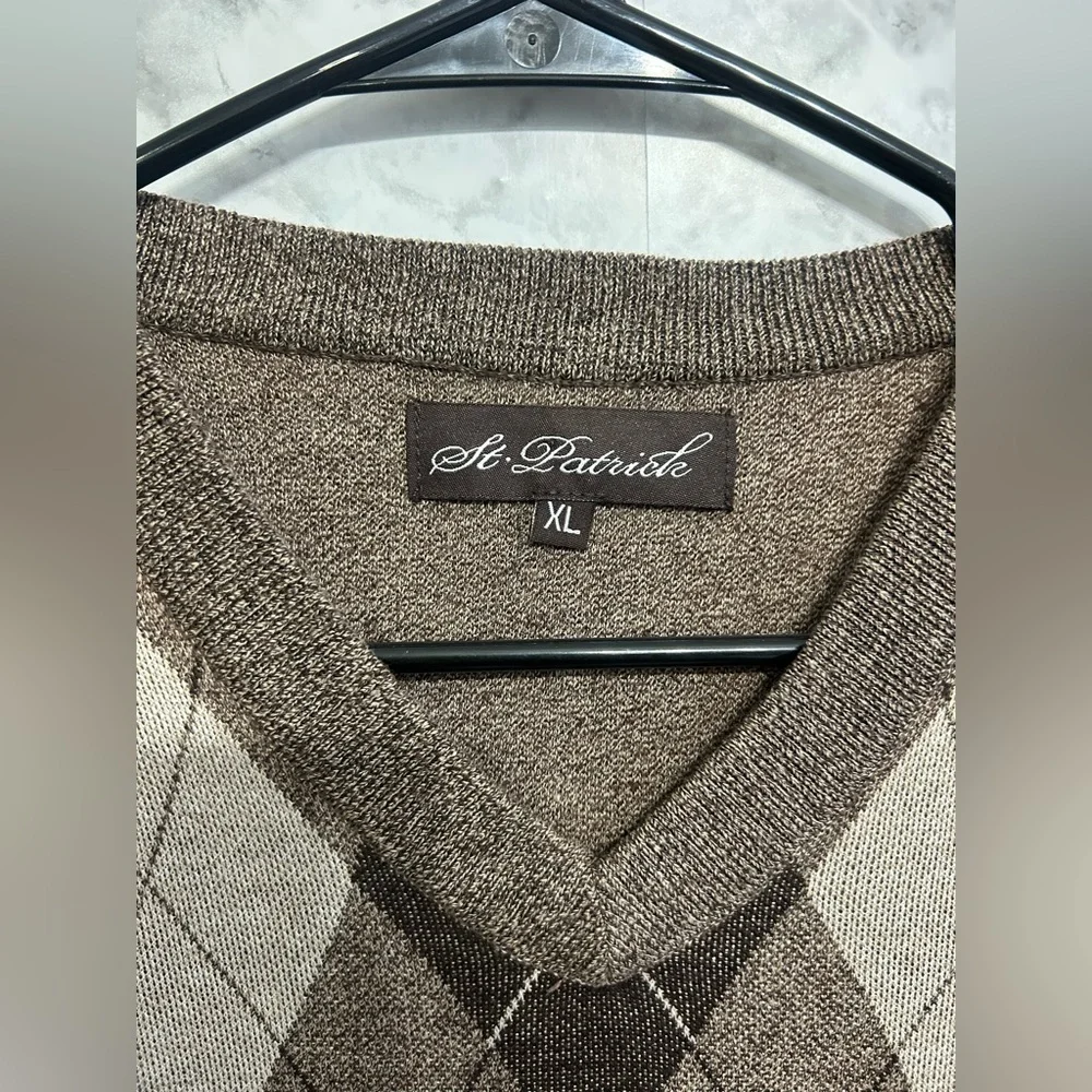 St. Patrick Brown & Cream Argyle V-Neck Sweater Vest/ XL - Picture 2 of 6